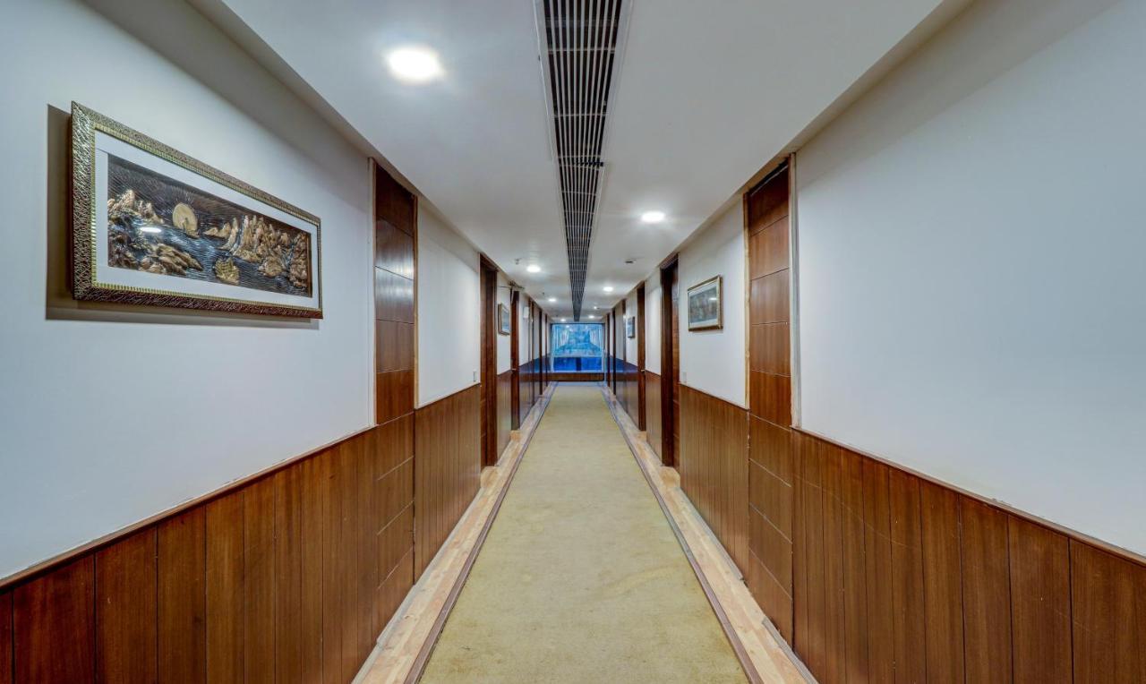 Treebo Premium Pearl Avenue, Ring Road Hotell Dehradun Eksteriør bilde