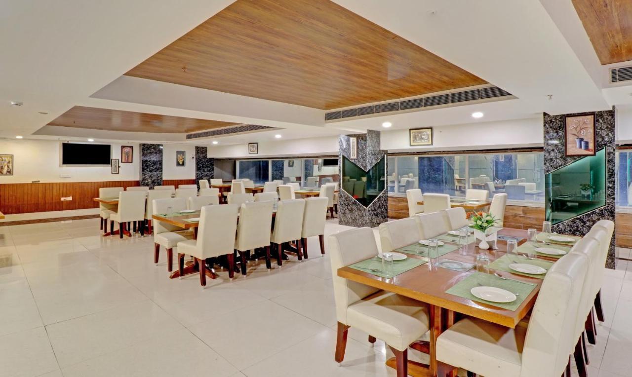 Treebo Premium Pearl Avenue, Ring Road Hotell Dehradun Eksteriør bilde