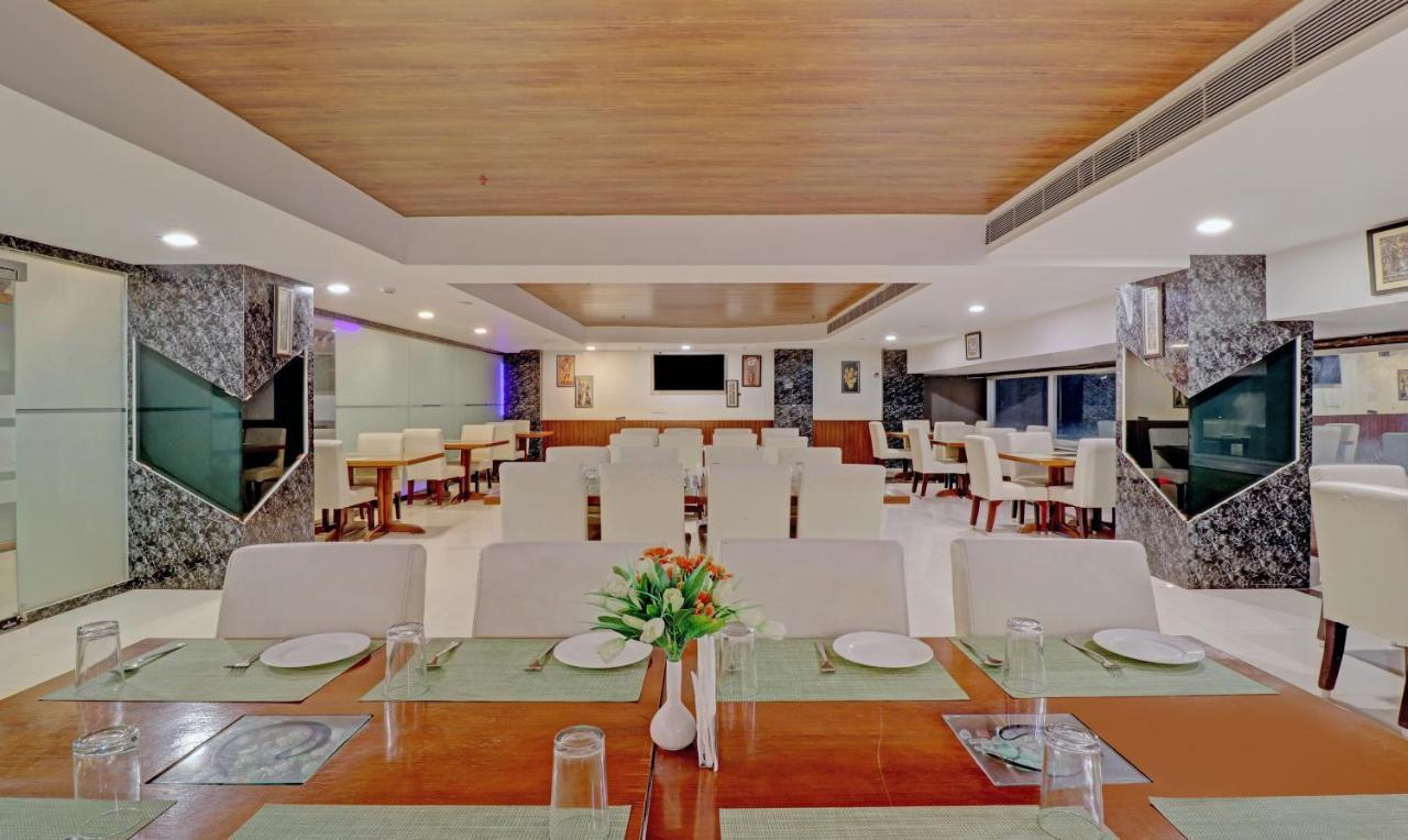 Treebo Premium Pearl Avenue, Ring Road Hotell Dehradun Eksteriør bilde