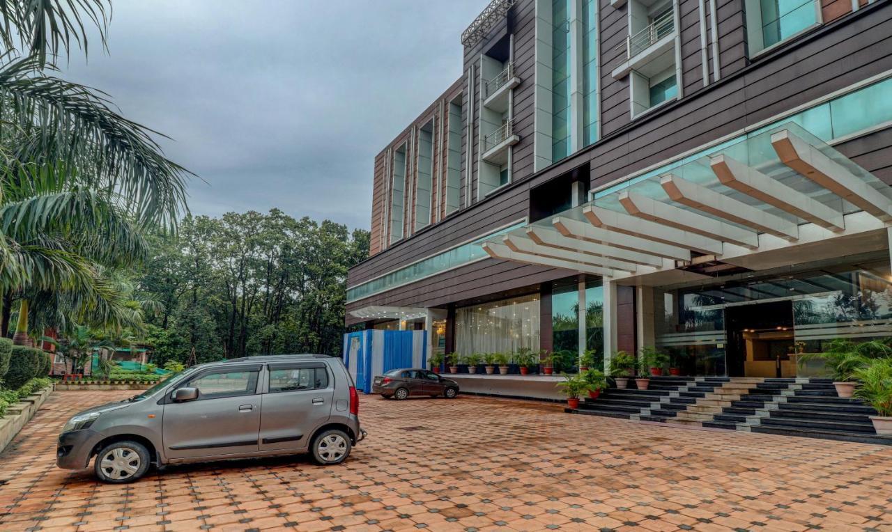 Treebo Premium Pearl Avenue, Ring Road Hotell Dehradun Eksteriør bilde