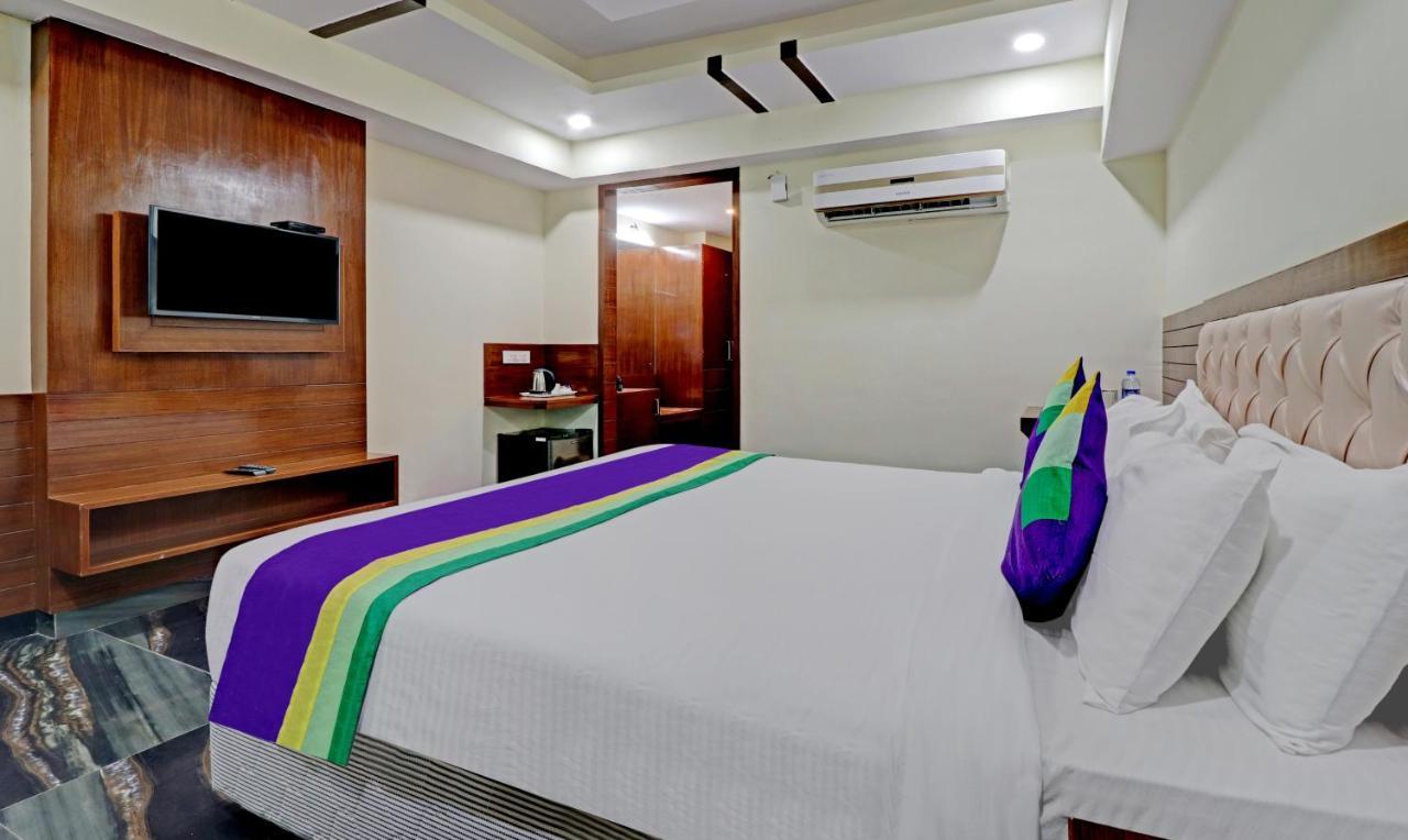 Treebo Premium Pearl Avenue, Ring Road Hotell Dehradun Eksteriør bilde