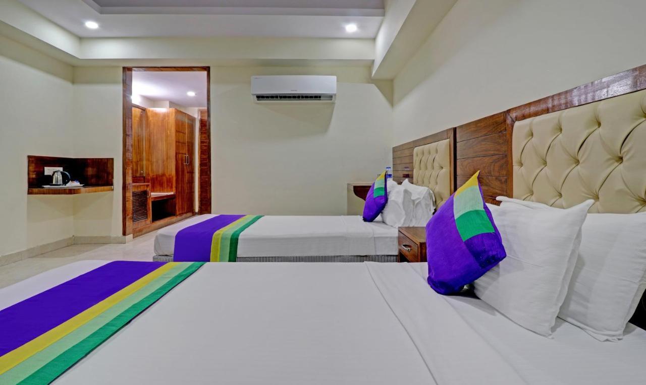 Treebo Premium Pearl Avenue, Ring Road Hotell Dehradun Eksteriør bilde