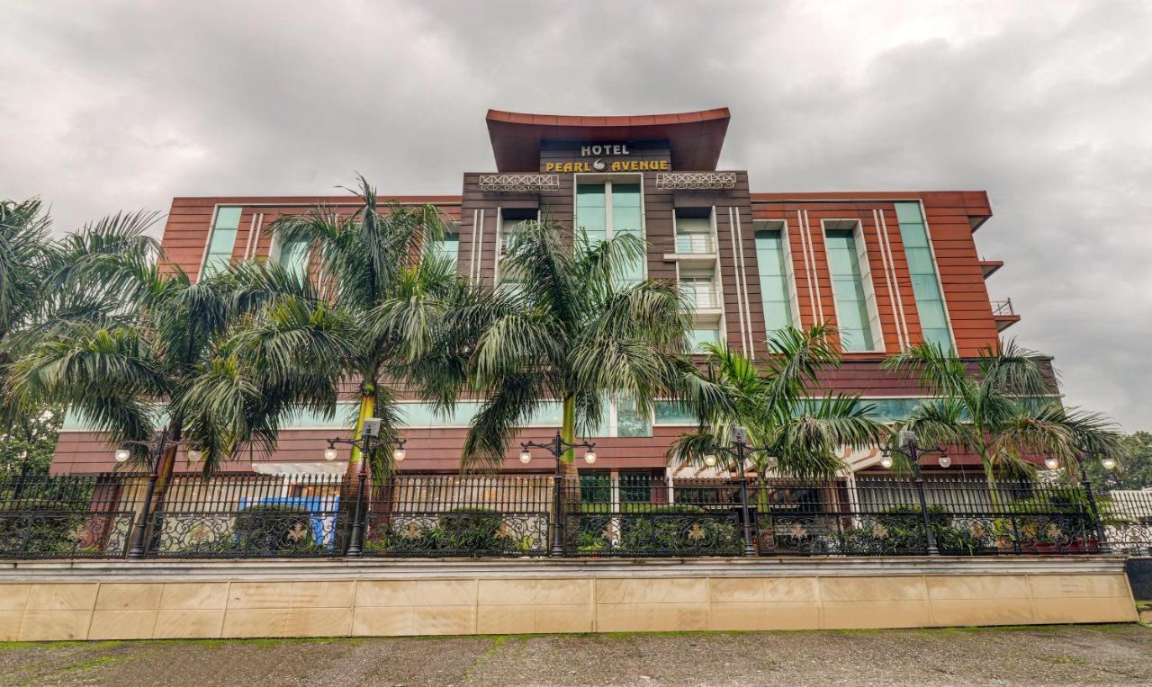 Treebo Premium Pearl Avenue, Ring Road Hotell Dehradun Eksteriør bilde