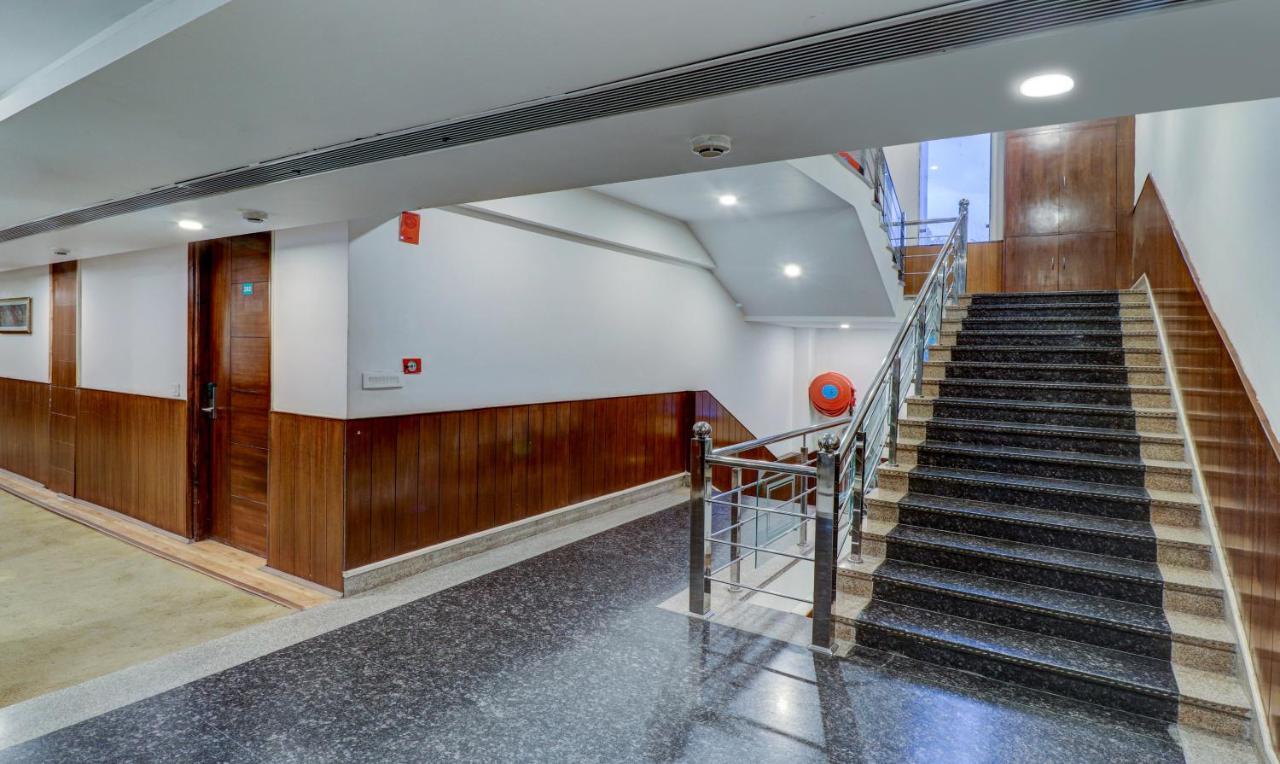 Treebo Premium Pearl Avenue, Ring Road Hotell Dehradun Eksteriør bilde